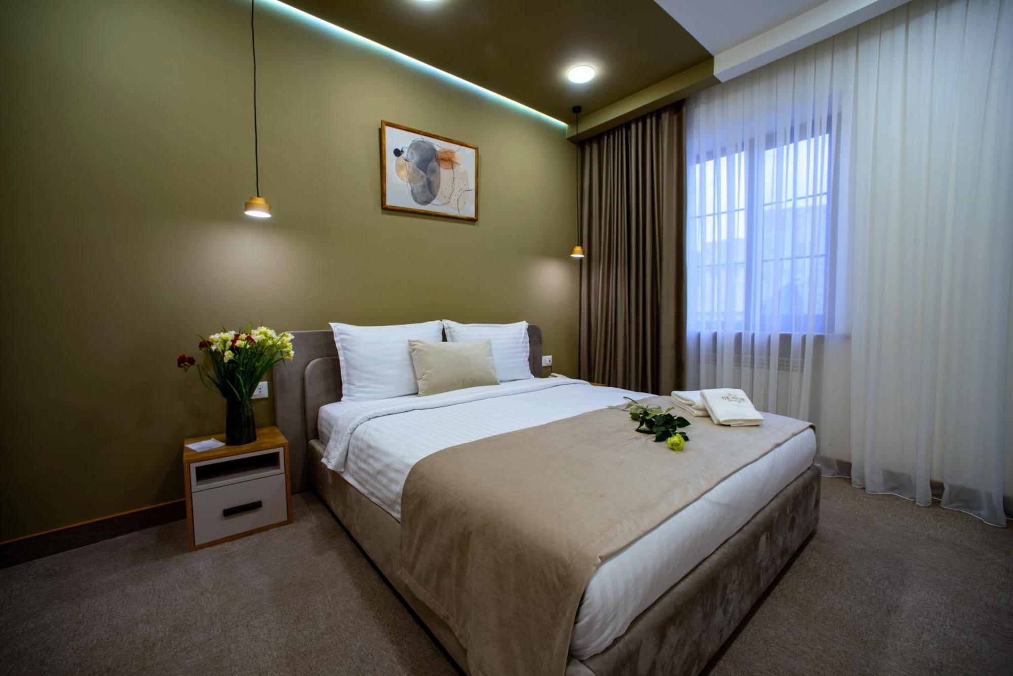 The House Hotel Ереван Экстерьер фото